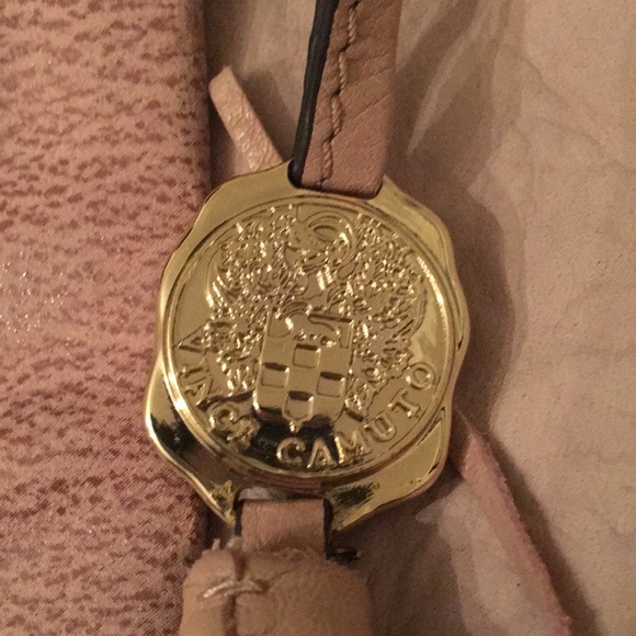 🔥❤️Vince Camuto Cross Bag❤️🔥 - Picture 3 of 8